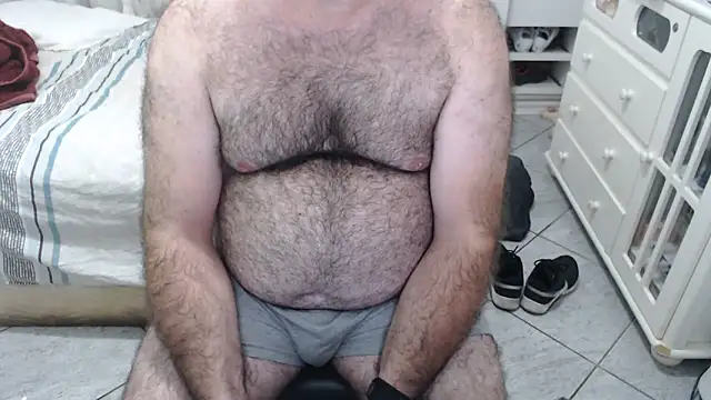 MysterBearMG's Webcam Show