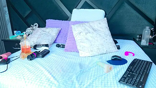 SabrinnaTaylor's Live XXX Chat