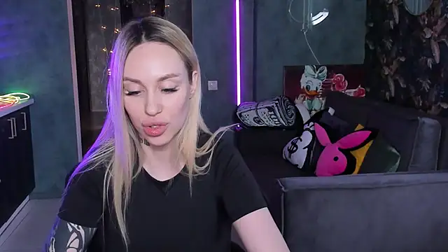 Živý XXX chat Blckmirrorr