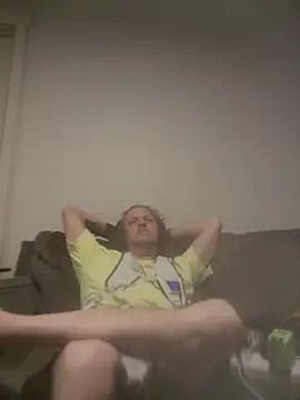 yourMasterisBored লাইভ XXX চ্যাট