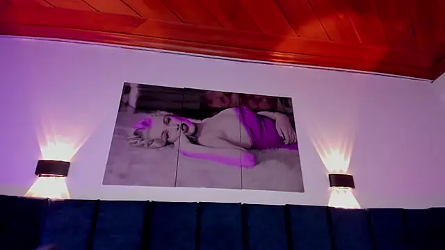 SharonLovee Chat XXX in diretta