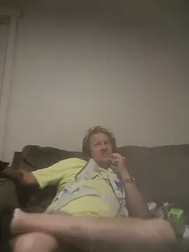 yourMasterisBored webkamerás műsora