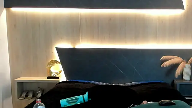 LorenaVarga's Live XXX Chat