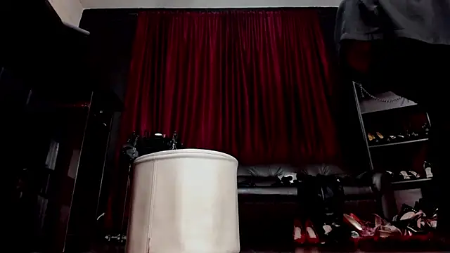 Онлайн чат XXX puffy_love