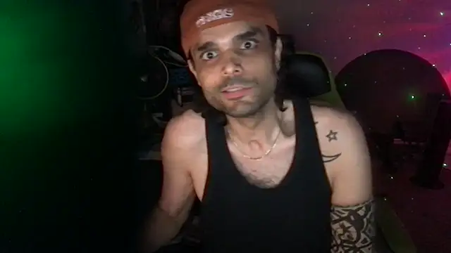 KungFuPanda001's Webcam Show