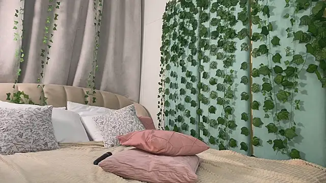 Love_is_LolaのライブXXXチャット