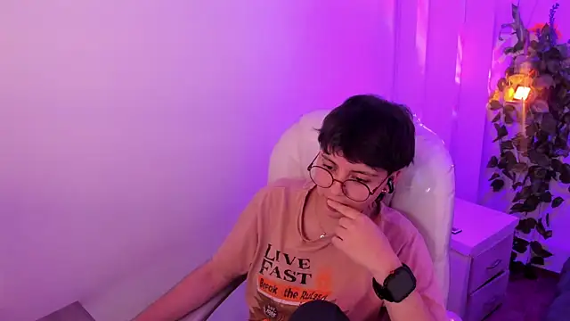 Chatroom XXX en direct de Nathaly_ds