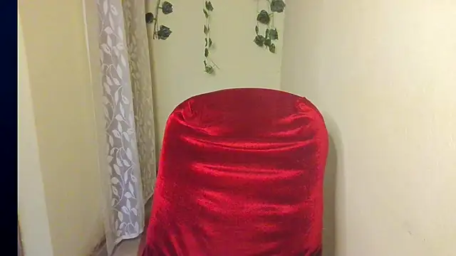 Madhubala01のライブXXXチャット