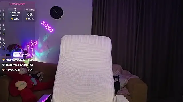 adrelaxinaのライブXXXチャット