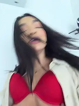 Pokazy przed kamerką – jenn_fit