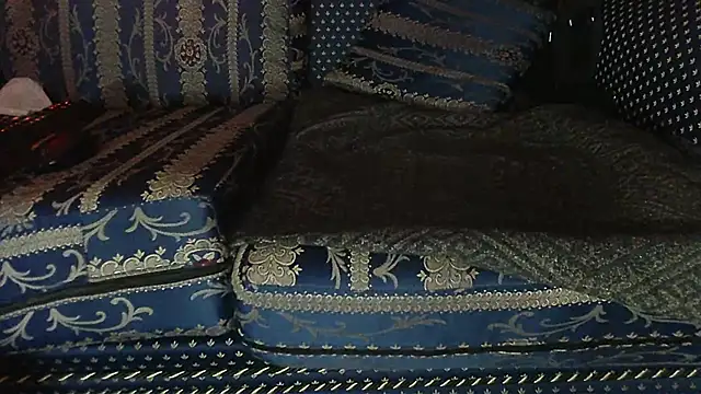 Xekwlo2m's Live XXX Chat