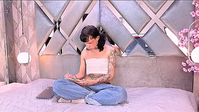 MadisonWood01 网络视讯表演