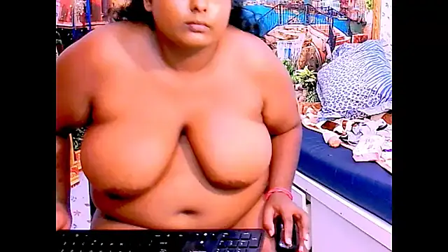 Indianfairy99's Live XXX Chat
