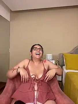 AlmaraRouge's Live XXX Chat