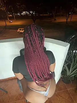 Pokazy przed kamerką – Kloe_rousse01