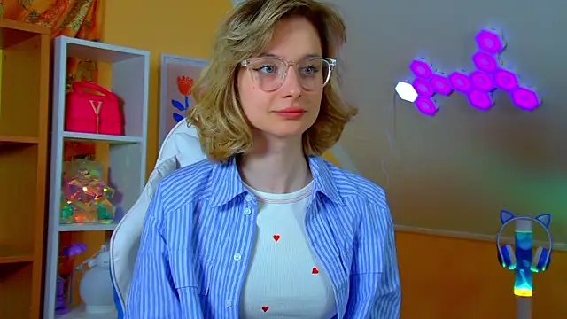 XXX chat uživo modela MerlinMeyer