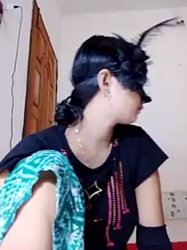 Sweetie_250 即時 XXX 聊天