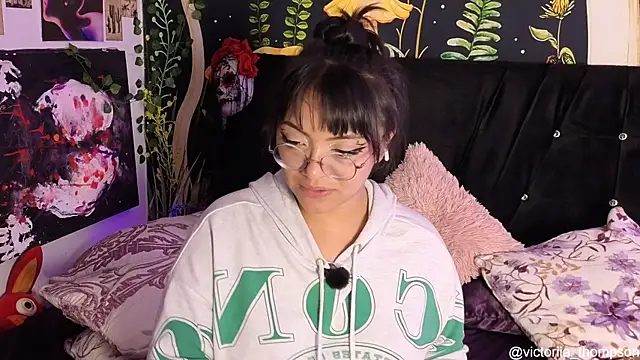 Chat XXX ao vivo de victoriia_thompson