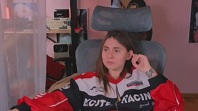 XXX chat uživo modela _AnnaStark_