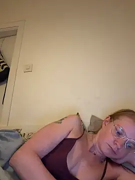 jannis1992 live XXX chat