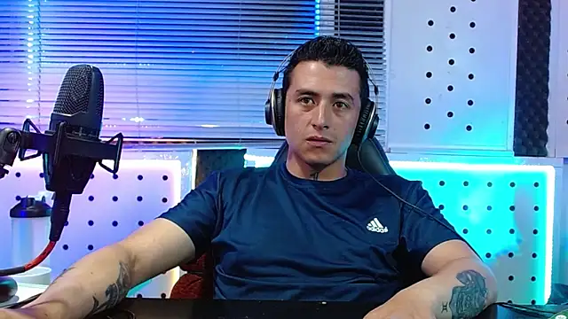 Chat XXX en directo de Godofcumxxx