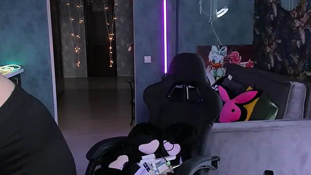 Blckmirrorr's Live XXX Chat