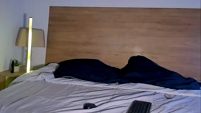 AbaturLopez Webcam Show