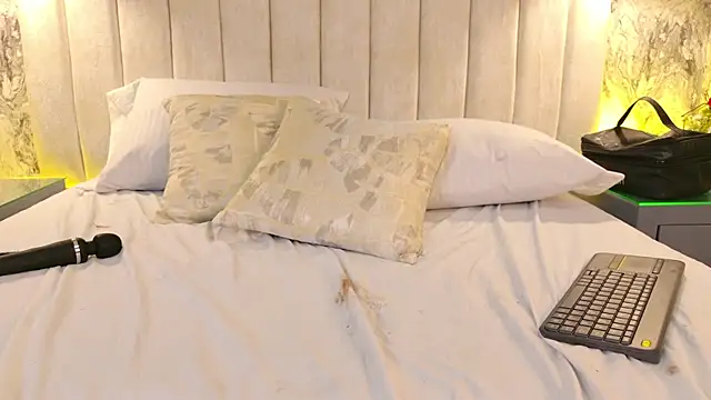 Czat XXX na żywo – Tory_GB