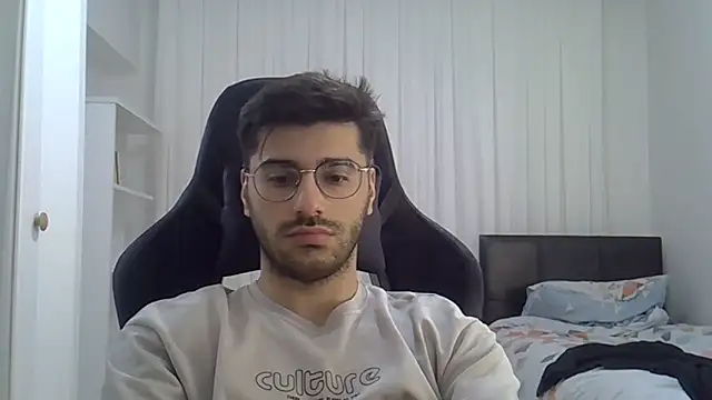 ciceroable élő XXX-chatje