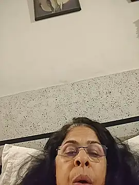 Czat XXX na żywo – NakedMILFx