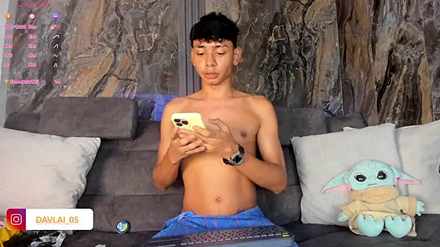 Chatroom XXX en direct de Daviid_laidd