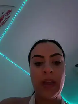 Marisa_ass Adlı Modelin Canlı XXX Sohbeti