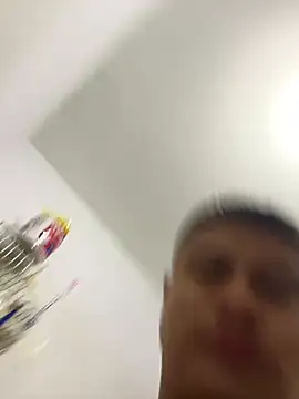 andresmahecha777 Show Webcam