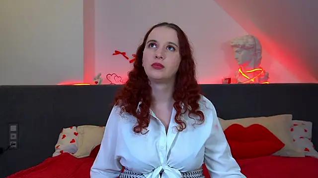 Онлайн чат XXX AnnaAvanna