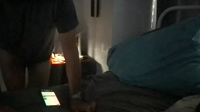 Chat XXX en directo de MrBombasticxxx