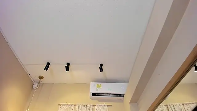 Chatroom XXX en direct de NahimiThompson