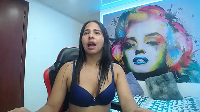 Czat XXX na żywo – nicol_ross19