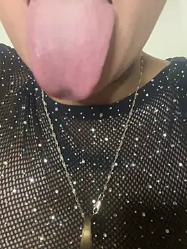 Czat XXX na żywo – Billiee_