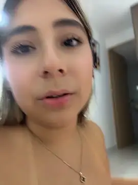 Chatroom XXX en direct de MelodyRey__