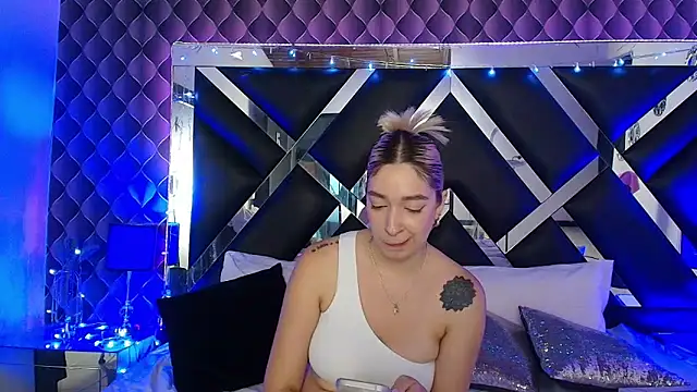 Chatroom XXX en direct de victoriaa_lee_