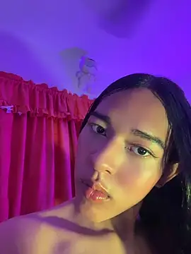 mariana_doll2: διαδικτυακό σόου στην κάμερα