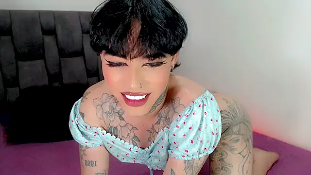 little_star_porn Adlı Modelin Web Kamerası Şovu