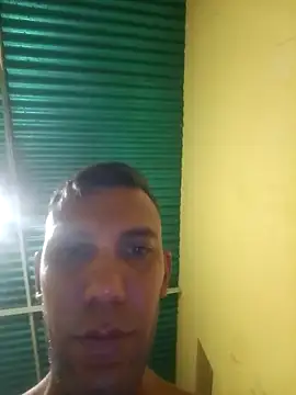 UnreadyChutzpa Adlı Modelin Canlı XXX Sohbeti