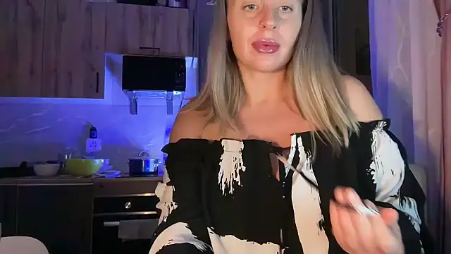 Lisorine's Live XXX Chat