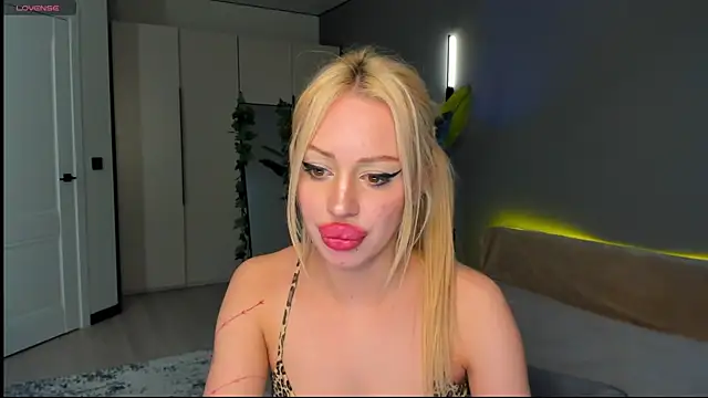 Luna_Beverly 现场XXX聊天