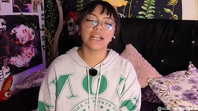 victoriia_thompson 라이브 XXX 채팅