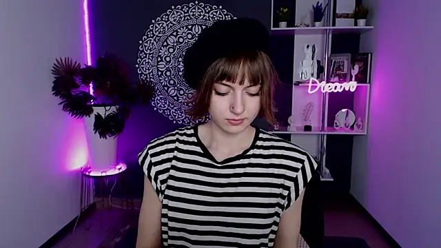 XXX chat uživo modela EchoScribe