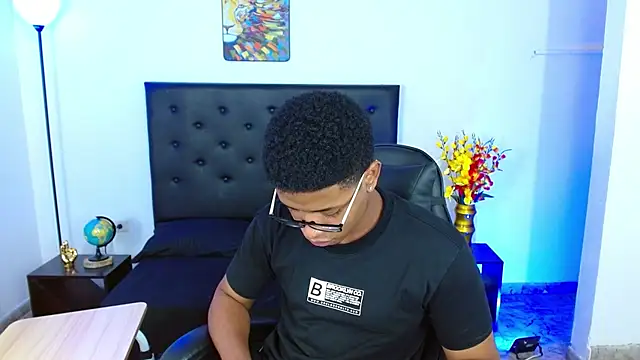 liiam3 Chat XXX live