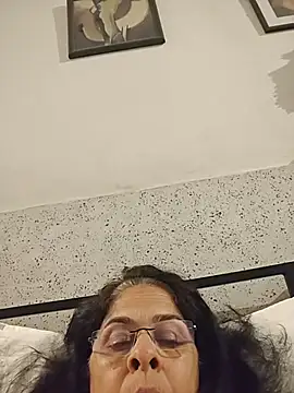 Czat XXX na żywo – NakedMILFx