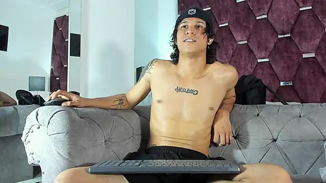 TonyBenedetti Live XXX Chat